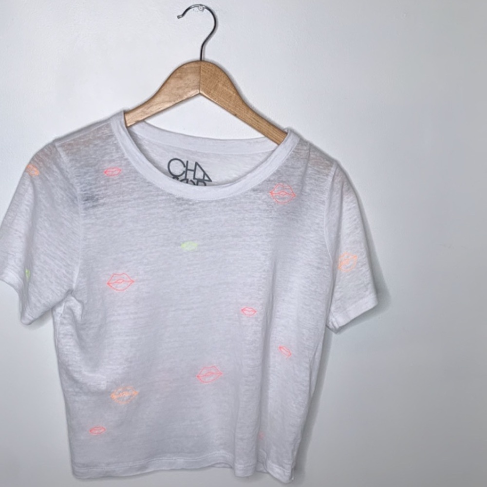 Chaser Size XS White Short Sleeve Top